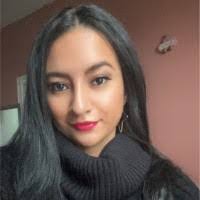 Sandra Lucy's Instagram, Twitter & Facebook