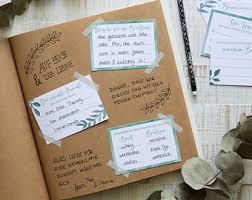 Ich war ja diesen sommer auf mehreren hochzeiten und in diesem film zeige ich euch ein komplett selbstgemachtes gästebuch, das ein geschenk für eines der. Hochzeit Gastebuch Etsy