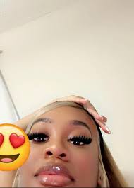 Damn she's 😮‍💨 #CC VideoInComments