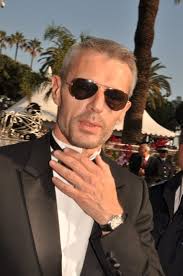 File:Lambert Wilson Cannes 2010.jpg