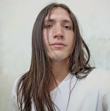 El día de ayer hubo una marcha "fifí" de gente que se cree "rica" contra el  presidente López Obrador, en México. Lo curioso del caso, es que durante la  marcha se pudo