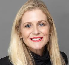 Annie Mahoney's Instagram, Twitter & Facebook