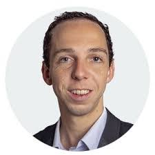 Angie Bedoya's Instagram, Twitter & Facebook