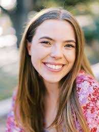 Lynda Young's Instagram, Twitter & Facebook