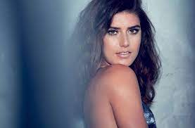 289 797 tykkäystä · 589 puhuu tästä. Ce Surprize Au PregÄƒtit Tinerele JucÄƒtoare De Tenis Pentru SÄƒrbÄƒtorita Sorana Cirstea Mesaje EmoÈ›ionante De La Colege Video