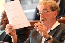 Salem City residents raise concern over violence, volunteer to help