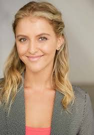 Angeline Appel's Instagram, Twitter & Facebook