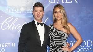 Get the latest robin thicke news, articles, videos and photos on page six. Anticipating Third Little One With Robin Thicke Hollywood Life Newsraiser