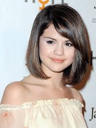 Popular short cuts include bobs, pixies, shags on those busy mornings during school days, you'll want a short hairstyle that is easy to wash, style, and manage. Back To School Hairstyles For Short Hair Hairstyles Weekly Hair Styles 2014 Medium Hair Styles Womens Hairstyles