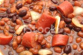 Any hot dogs and beans. Bohnen Und Hot Dog Eintopf Stockfotos Freeimages Com