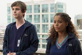 Il éprouve des difficultés pour s'intégrer à l'équipe mais son incroyable don suscite rapidement. The Good Doctor Saison 1 La Saison 1 De The Good Doctor Nouvelle Caledonie La 1ere