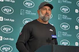Jets' Jeff Ulbrich once thought being a coach was 'craziness' until one  play made it all make sense | AP News