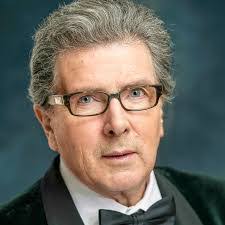 Keith Llewellyn's Instagram, Twitter & Facebook