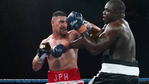 Aussie boxing prospect justis huni has continued his rise to superstardom after destroying jusin maris in the first round of the their heavyweight encounter. Justis Huni Does Nothing To Quell Hype In Four Round Stoppage Win