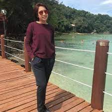 Baik rambut lurus,ikal, keriting, diikat cara membuatnya sangatlah mudah Ara Af