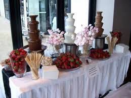 Pin Von Zoraya Ramirez Auf Events Styling Schokoladenbrunnen Hochzeit Schokoladenbrunnen Hochzeitsdesserts