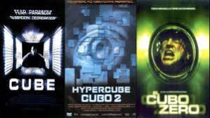 A su lado, hay otra persona encadenada, el dr. 6 Peliculas No Aptas Para Claustrofobicos
