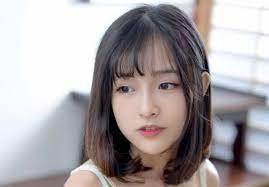 Bagi banyak orang, memilih gaya rambut wanita bukanlah hal yang bisa dilakukan dengan mudah. 18 Model Rambut 2021 Untuk Wajah Lonjong