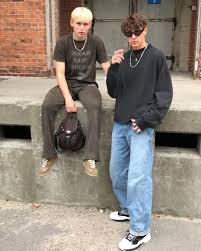 Pin By Soy Angel On W A V E Y P E O P L E Streetwear Men Outfits Mens Outfits Mens Fashion Streetwear Retro outfits indie outfits edgy outfits grunge outfits vintage outfits cool outfits summer outfits fashion outfits beach outfits. streetwear men outfits
