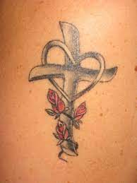 It's the kind of tattoo that people remember; Entertainment Mesh Sur Twitter 19 Pretty Cross Heart Tattoo Design Ideas Https T Co Wj7hc407tx Cross Heart Crossheart Crosshearttattoos Crossonhearttattoo Crosswithhearttattoo Crossandhearttattoos Https T Co 01gq1yganh