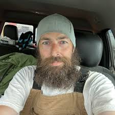 Nanaimo concrete retaining wall contractors needed