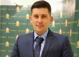 Fostul politician se afla la rahova din 27 mai 2019, unde executa o pedeapsa de trei ani si jumatate de inchisoare in procesul privind angajarile fictive de la. DÄƒncilÄƒ IÈ™i DÄƒ Arama Pe FaÈ›Äƒ I A FÄƒcut Un Mare Serviciu Lui Kovesi Aliatul Lui Dragnea Out Capital