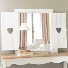 Miroir Fenetre Avec Cœurs Blanchi 63x71 Miroir Fenetre Fenetre En Bois Et Maison Du Monde