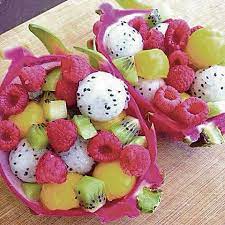 The interior color of dragon fruit ranges from white to red. Hawaii Gardens Dragon Fruit Popping Up In Isle Gardens Honolulu Star Advertiser