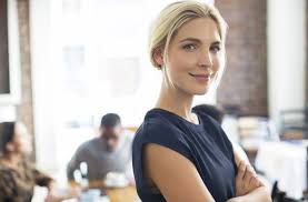 Financial advisors in all business, including insurance, typically have a bachelor's degree in finance, economics, accounting or business. Female Financial Advisors Start Their Own Firms To Prosper Investing 101 Us News