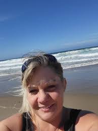 Amber Cothern's Instagram, Twitter & Facebook