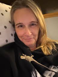 Where to order live food for a pet turtle?