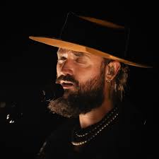 The LA Phil is headed out