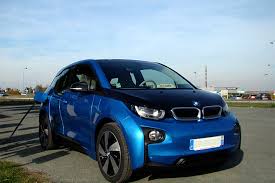 C'est plus de 12 machines peugeot outillage qui partagent la même batterie 18 volts (perceuse, marteau perforateur, ponceuse. Temoignage Patrick Auge De La Peugeot 106 Electrique A La Bmw I3