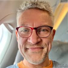 Steve Delisle's Instagram, Twitter & Facebook