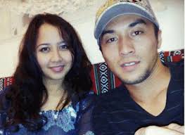 zUnETa LoVE CoRNER""