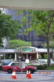 Flowers At Hotel Lobby Picture Of Holiday Inn Singapore Atrium Tripadvisor