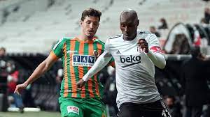 Alanyaspor'un orta saha oyuncusu salih uçan, beşiktaş maçı sonrasında konuştu. Besiktas Tan Salih Ucan A 3 Yillik Sozlesme Teklifi