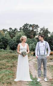Knielangen brautkleid mit spitze bc128. Brautmode Bielefeld Brautraum Brautkleider Zum Verlieben