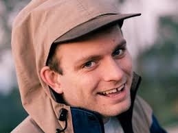 Krijgen we nu ein-de-lijk de échte Mac DeMarco te zien?