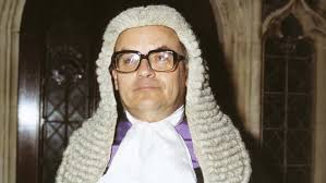 His Honour Martin Stephens obituary: Old Bailey judge in Shayler MI5 furore