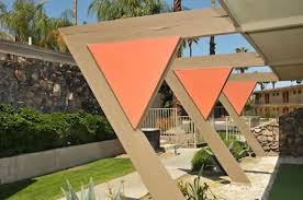Palm springs was not new to harry williams, as he had designed the spanish colonial revival style la plaza shopping center for mrs. Discover The Architecture Of Palm Springs California