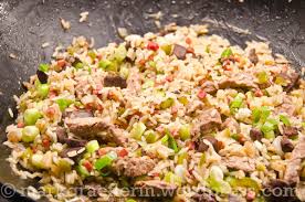 Hot joy chef quealy watson, who's from louisiana, grew up on his mom's dirty rice; Samstagseintopf Aus Der Cajun Kuche Dirty Rice Lebensart Im Markgraflerland