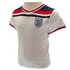 Make sure your baby grows up in the right colours with this premium quality retro fc porto football shirt from footballing romantics copa. Buy Official England Fa Shirt Amp Amp Short Set 82 Retro 9 12 Mths