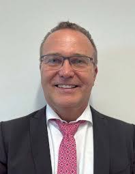 James Mank's Instagram, Twitter & Facebook