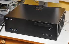 Ein computergehäuse dient dazu, alle komponenten eines computers in sich aufzunehmen, damit diese nicht ungeschützt äußeren einflüssen (wie schmutz, wasser, elektrizität, druck etc.) ausgesetzt sind. Achwo De Yavdr 3 0