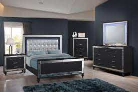 Discover true comfort, and real value here. New Classic Furniture Valentino 4pc Lighted Panel Bedroom Set In Black