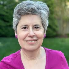 Lisa Rubenstein's Instagram, Twitter & Facebook