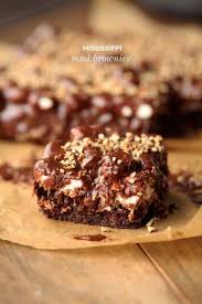 Mississippi Mud Brownies Rich Chocolaty Brownie Pecans Toasted Marshmallows And Chocolate Frosting These Are In Pecan Bars Recipe Desserts Dessert Recipes