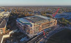 With the announcement of a new $1 billion arena village in nassau county, long island, the new york islanders will be leaving barclays center in brooklyn and returning to their namesake island. 1b Hockey Arena Skates Ahead Of Shutdowns 2021 01 19 Engineering News Record