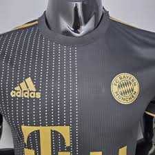 May 22, 2021 · além das despedidas e do recorde de lewandowski, o duelo na arena de munique também contou com a estreia do novo segundo uniforme do bayern de munique. Camisa Bayern De Munique Player 2021 2022